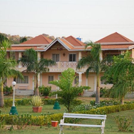 האמפי Kishkinda Heritage Resort מראה חיצוני תמונה