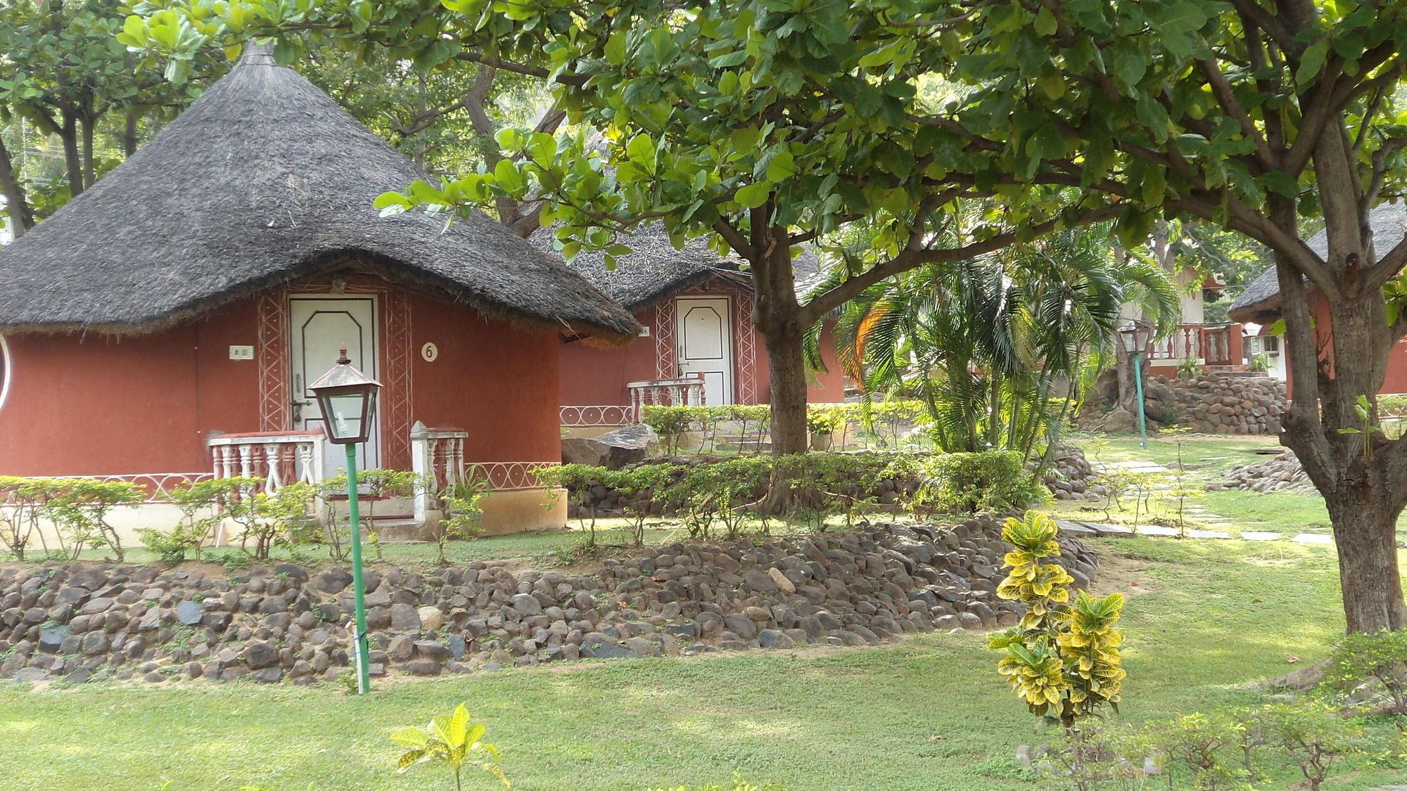 האמפי Kishkinda Heritage Resort מראה חיצוני תמונה